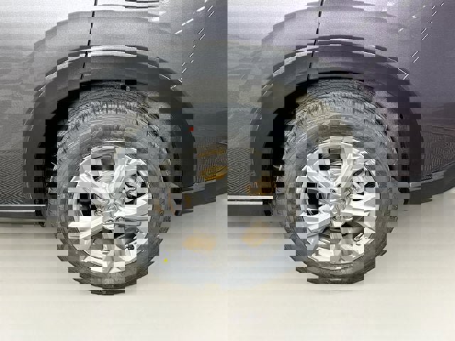 Used 2023 Honda HR-V LX image 26