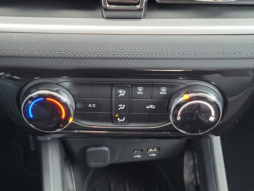 Used 2026 Chevrolet TrailBlazer LT w/ Driver Confidence Package image 27