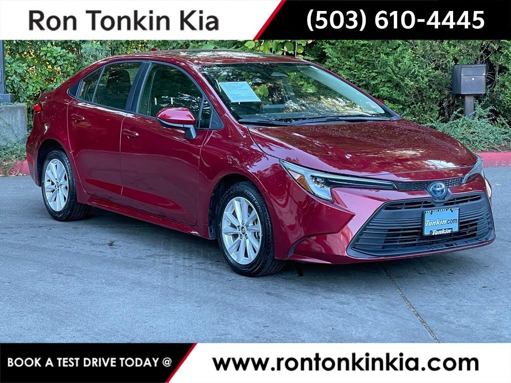 Used 2023 Toyota Corolla LE w/ LE Premium Package
