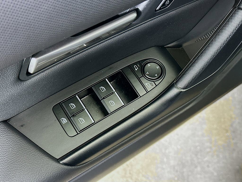 Used 2025 MAZDA CX-50 AWD 2.5 S w/ Premium Package image 20