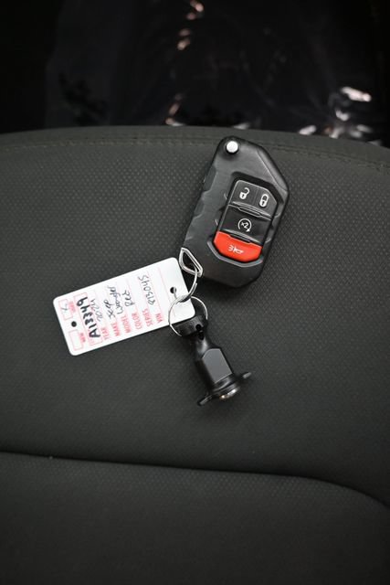 Used 2021 Jeep Wrangler Unlimited Sport AWD/4WD image 10