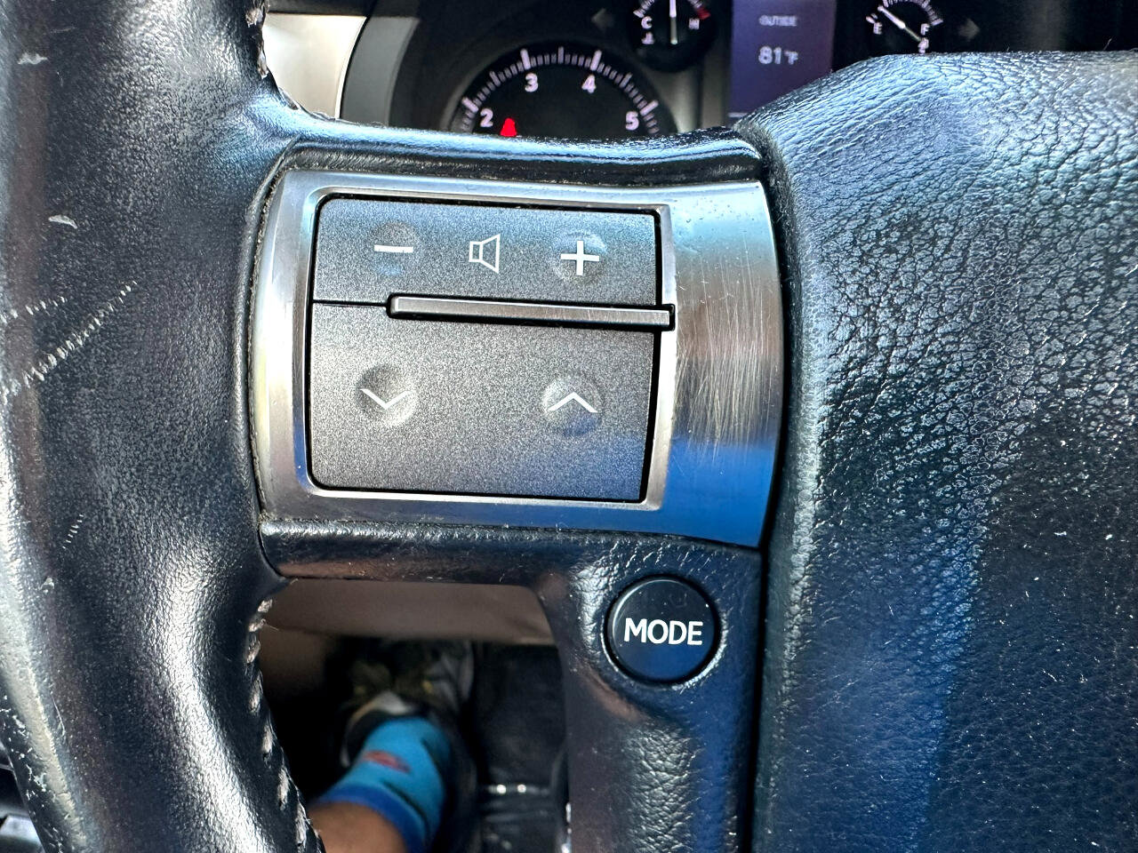 Used 2012 Lexus GX 460 w/ Comfort Plus Pkg image 38