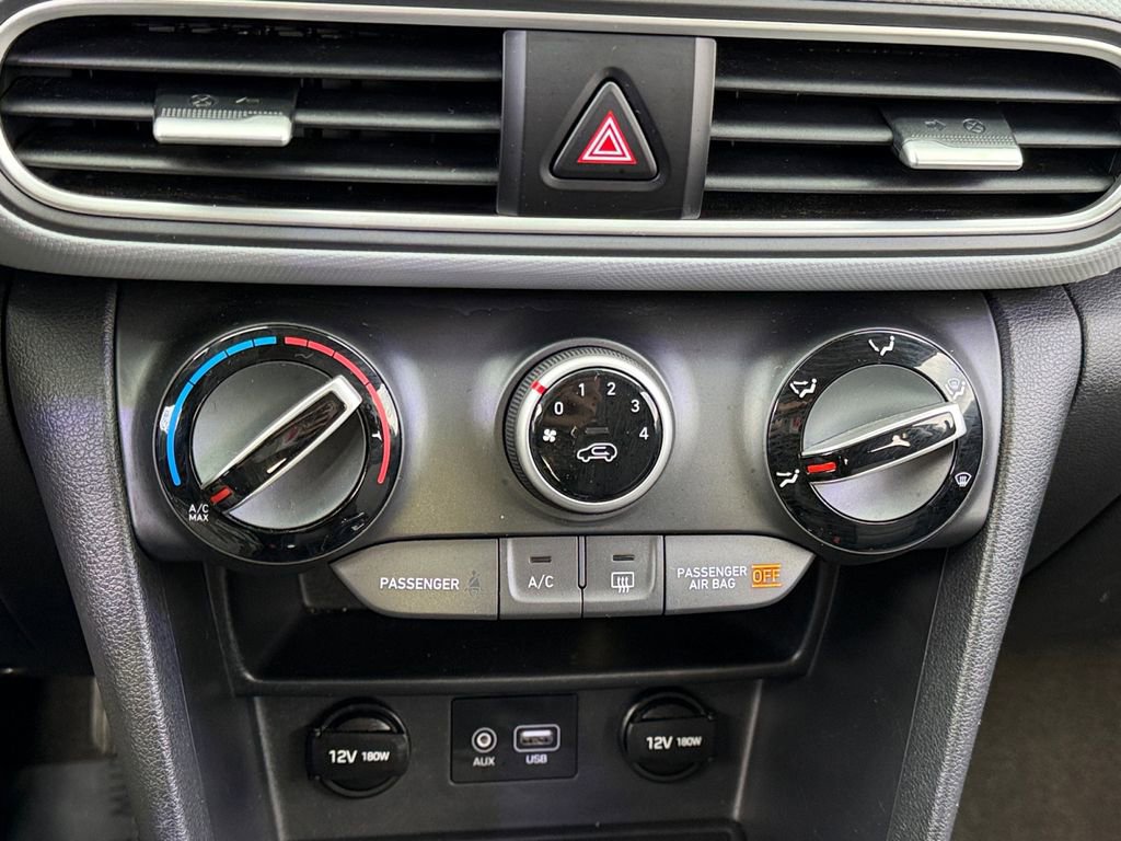 Used 2018 Hyundai Kona SEL image 22