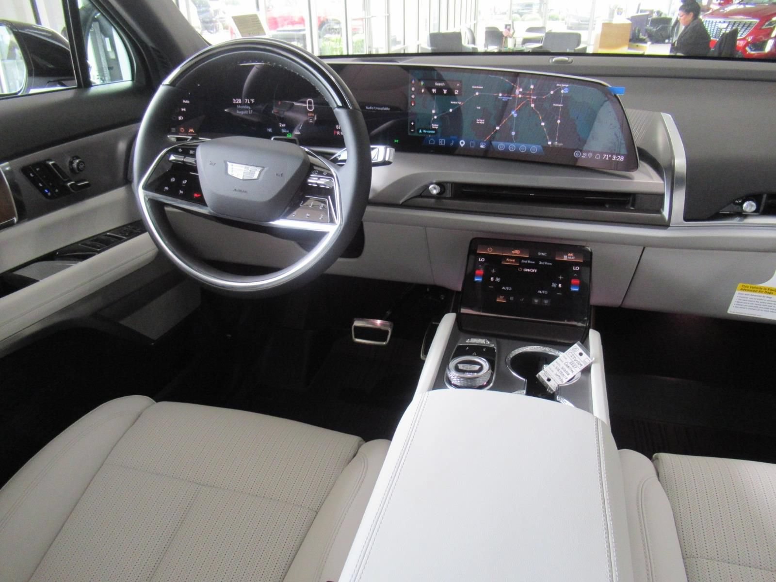 New 2027 Cadillac Vistiq Sport AWD/4WD image 13