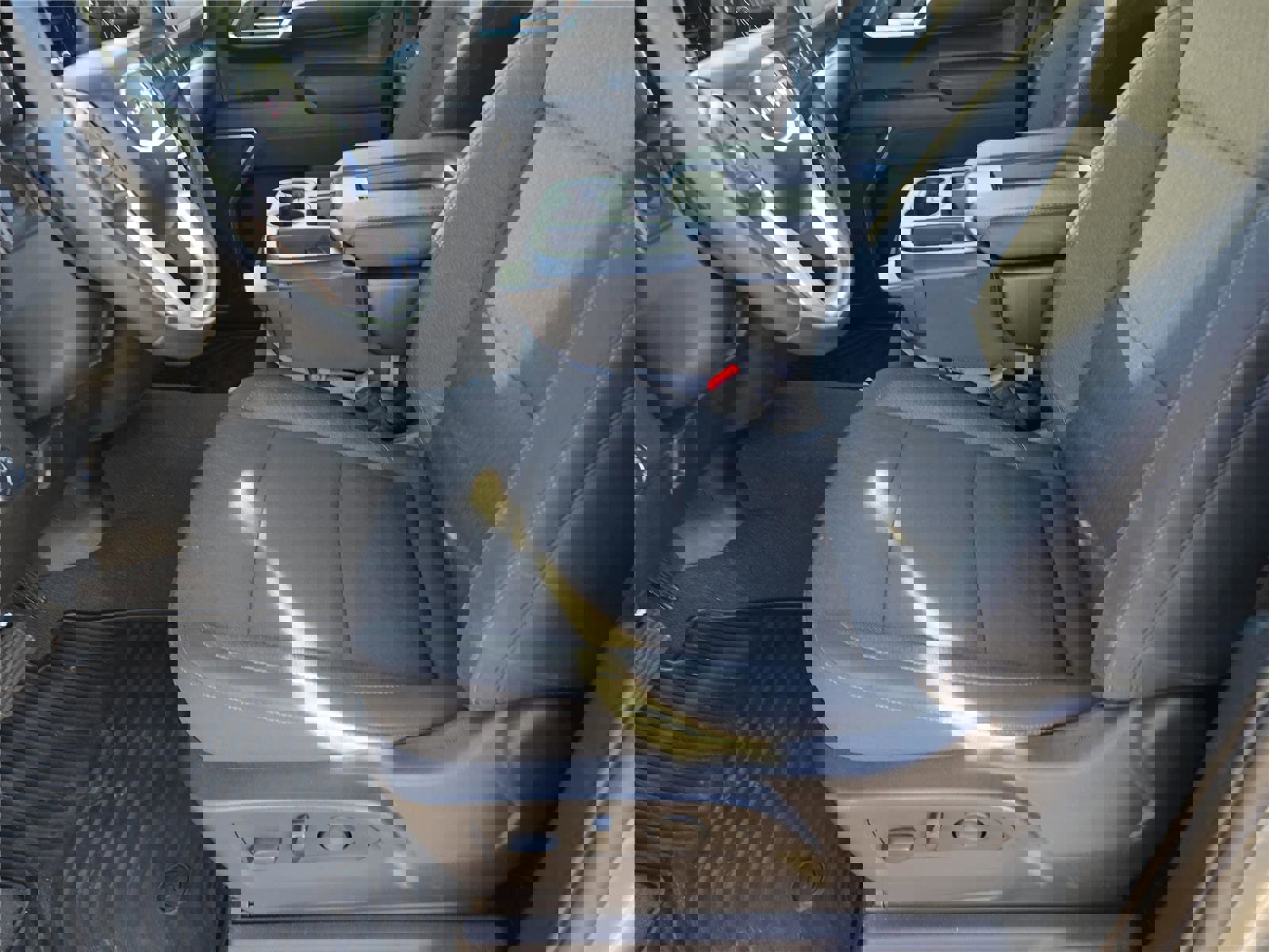 Used 2024 GMC Sierra 1500 Elevation image 21