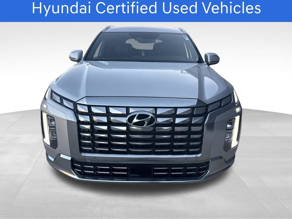 Used 2024 Hyundai Palisade Calligraphy image 2