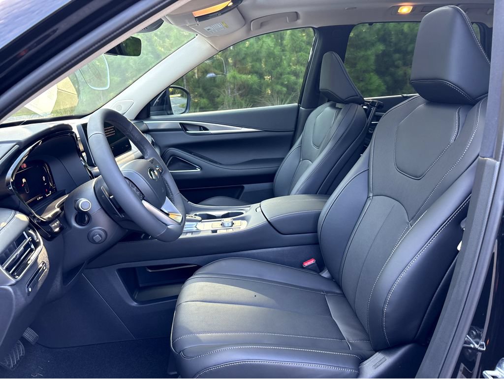 New 2025 INFINITI QX60 Luxe w/ Black Edition FWD image 20
