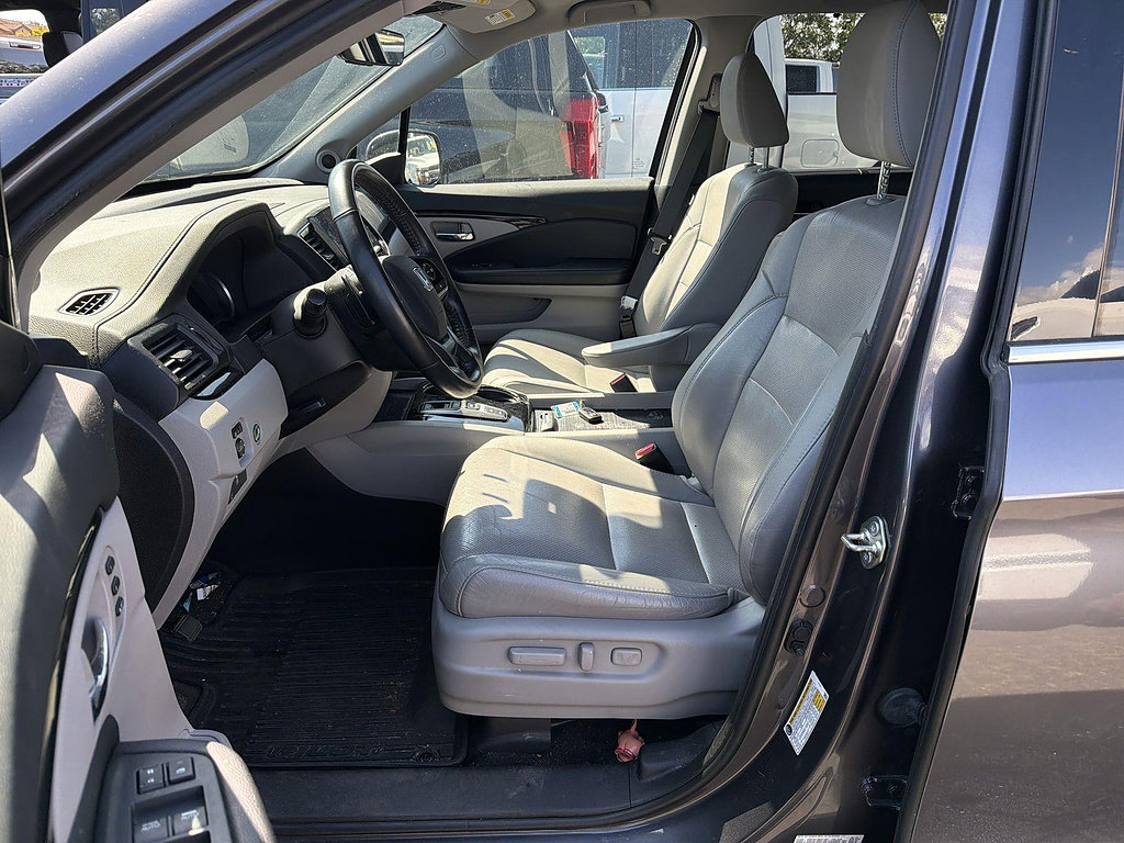 Used 2020 Honda Pilot Elite image 7