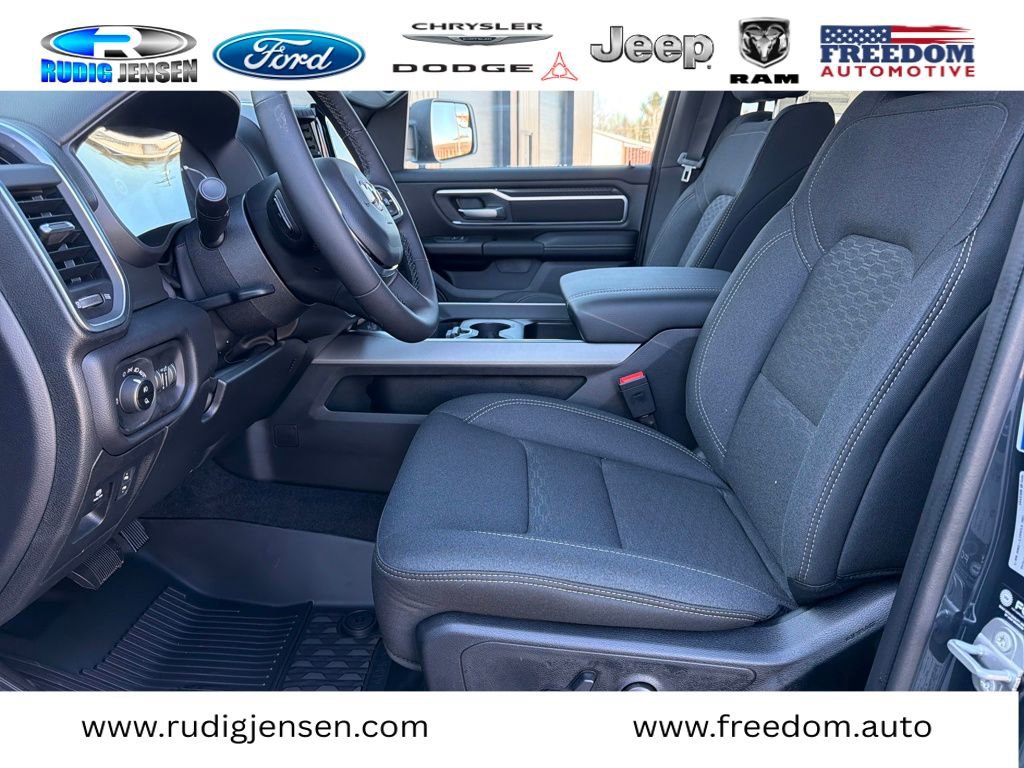 New 2026 RAM 1500 4x4 Crew Cab image 10