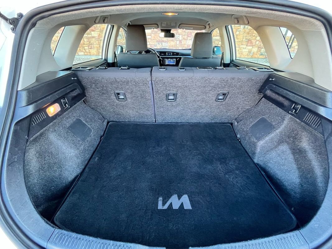 Used 2017 Toyota Corolla iM image 14