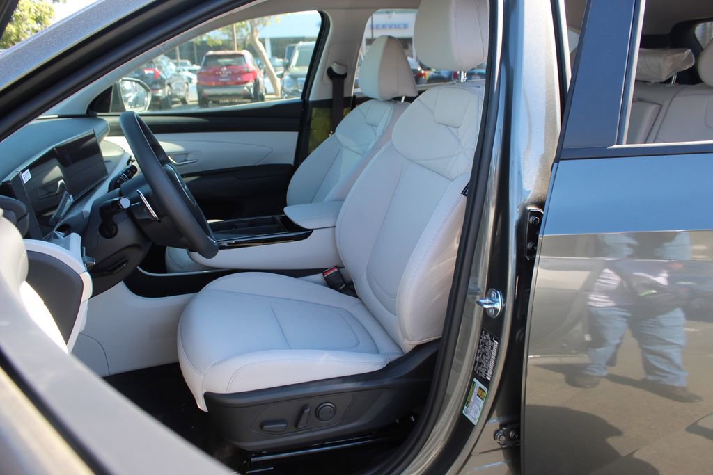 New 2026 Hyundai Tucson SEL w/ Tow & Go Package AWD/4WD image 13