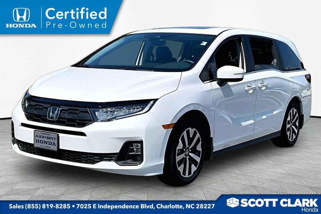 Certified 2026 Honda Odyssey EX-L image 3