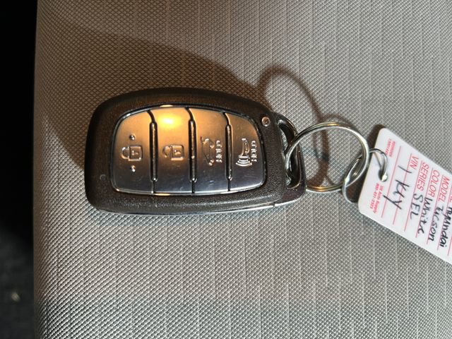 Used 2020 Hyundai Tucson SEL image 24