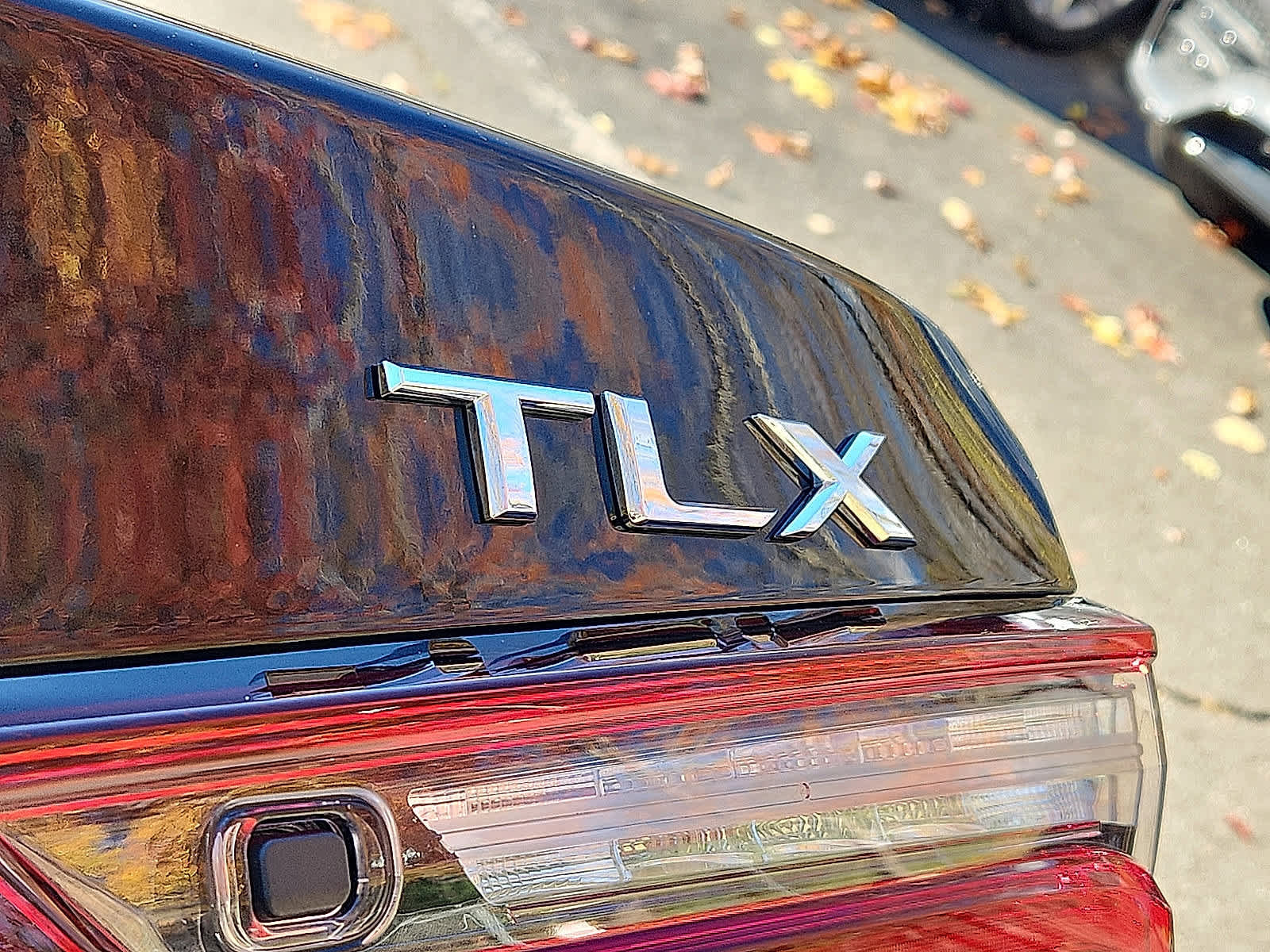 Certified 2025 Acura TLX w/ Technology Package FWD image 31