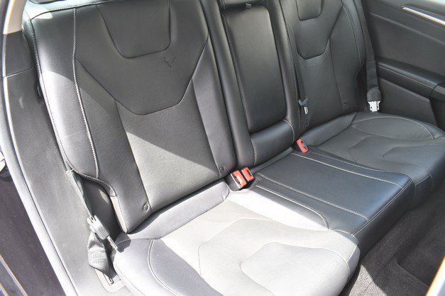 Used 2019 Ford Fusion Energi Titanium FWD image 29