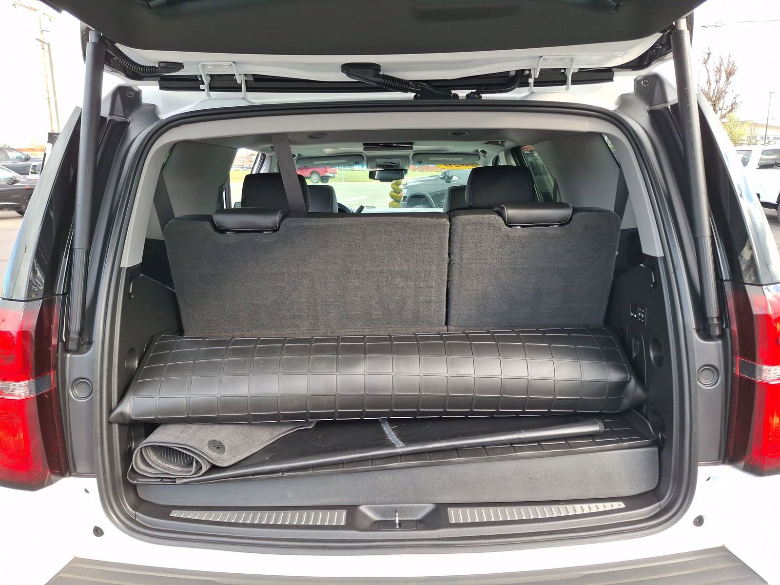 Used 2020 Chevrolet Tahoe Premier image 24