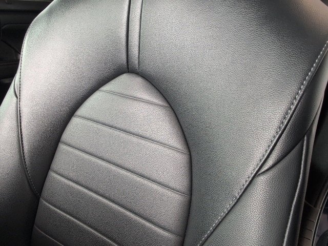 Certified 2024 Toyota Highlander XLE image 18