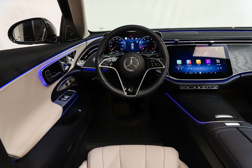 New 2026 Mercedes-Benz E 350 4MATIC Sedan image 13