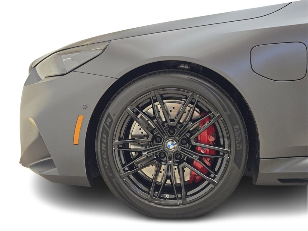 Used 2025 BMW M5 Touring image 13