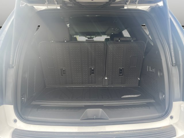 New 2026 Chevrolet Tahoe LT w/ Comfort Package AWD/4WD image 18