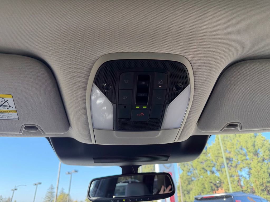 Used 2022 INFINITI QX60 Luxe w/ Performance Audio Package image 25