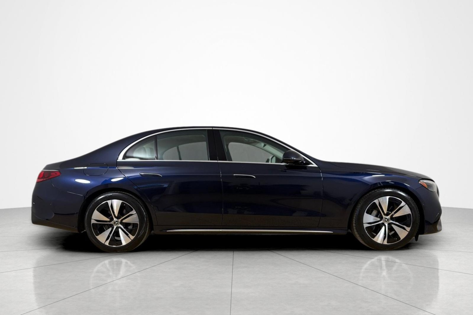 Used 2026 Mercedes-Benz E 350 Sedan image 6