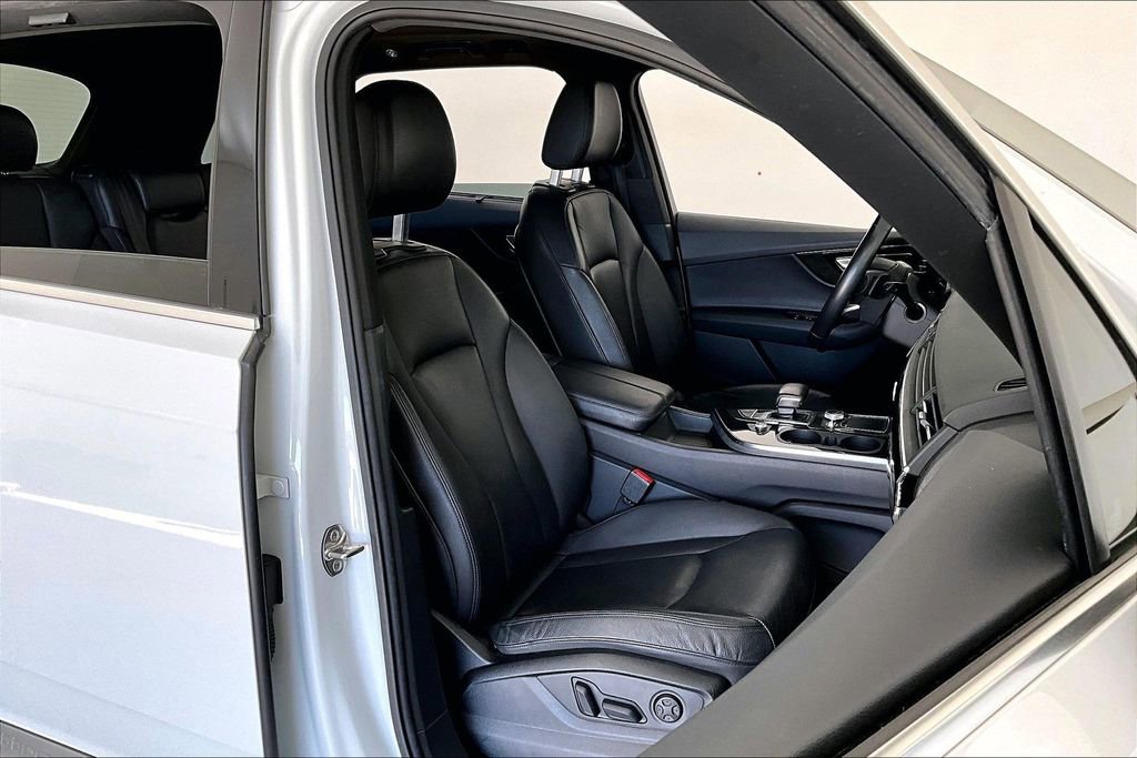 Used 2018 Audi Q7 3.0T Prestige w/ Prestige Package image 10