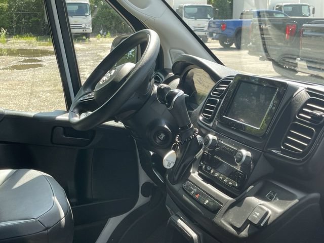 Used 2025 RAM ProMaster 3500 w/ Convenience Group FWD image 9