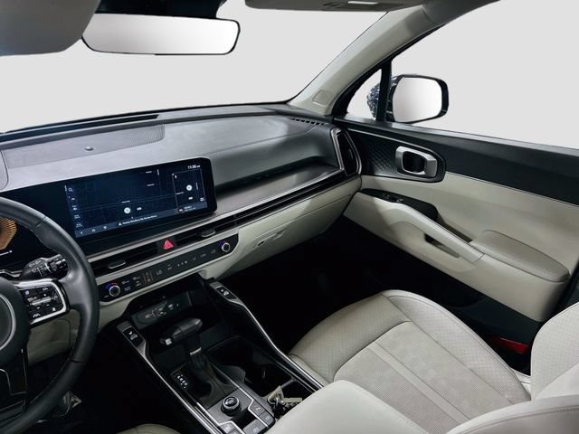 Certified 2024 Kia Sorento S w/ Panoramic Sunroof Package FWD image 24