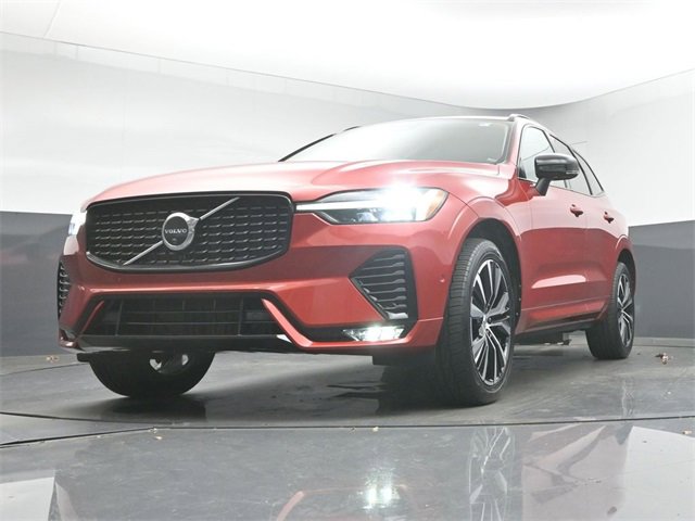 Used 2023 Volvo XC60 B5 Plus w/ Protection Package Premier image 38