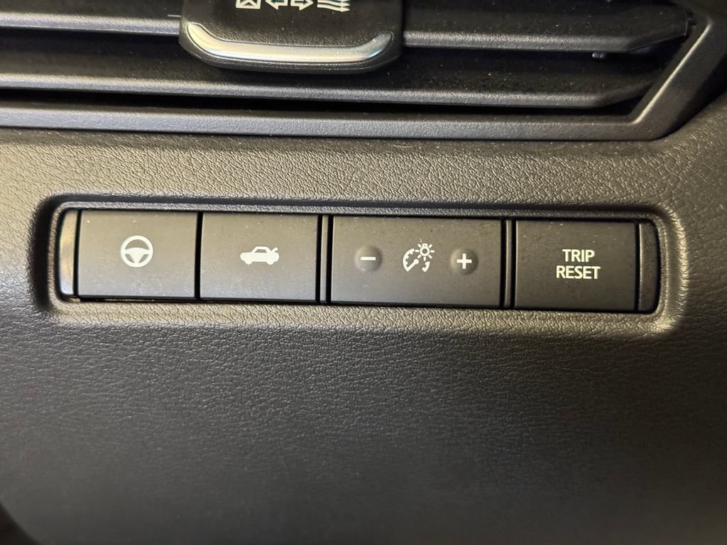 Used 2024 Nissan Altima 2.5 SL AWD/4WD image 18