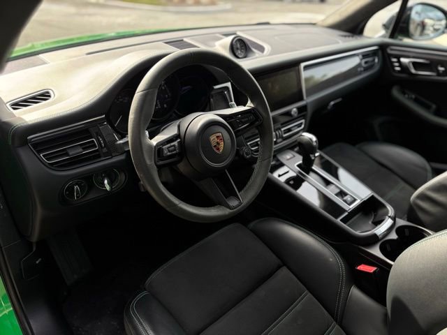 Used 2023 Porsche Macan GTS image 16