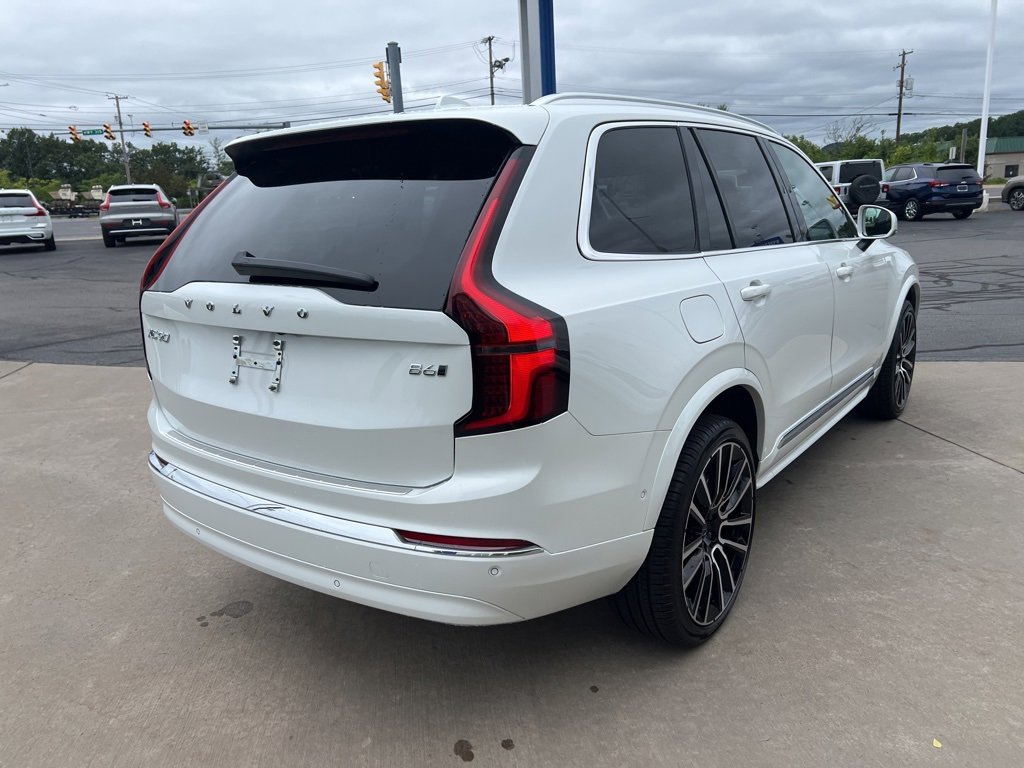 New 2026 Volvo XC90 B6 Plus w/ Protection Package Premier image 5