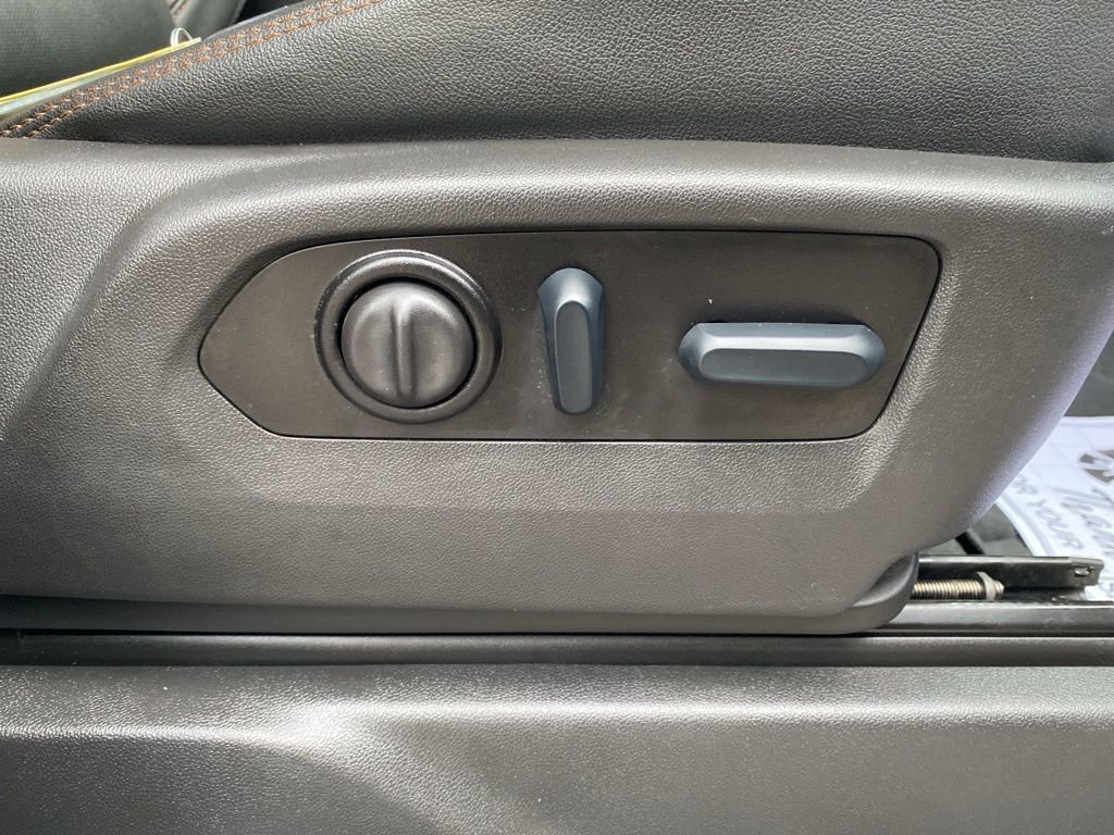 Certified 2022 GMC Sierra 2500 AT4 image 12