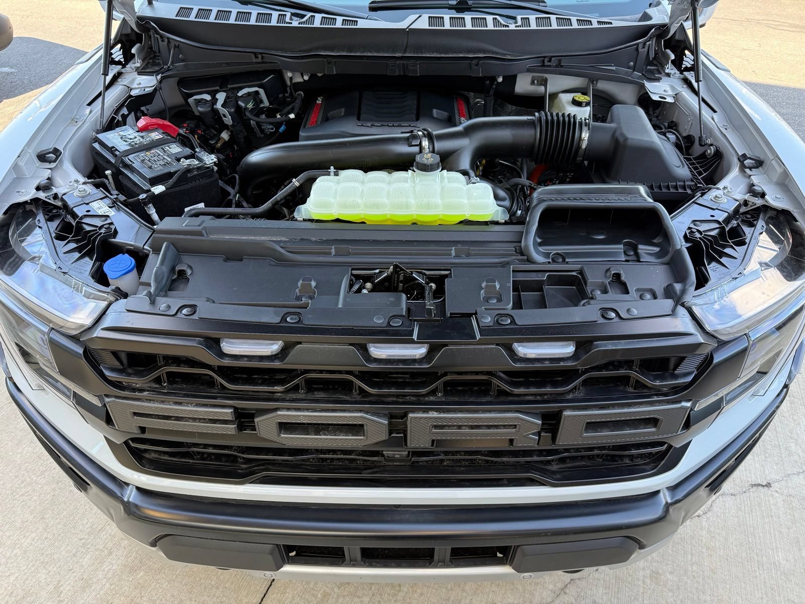 Used 2024 Ford F150 Raptor AWD/4WD image 41