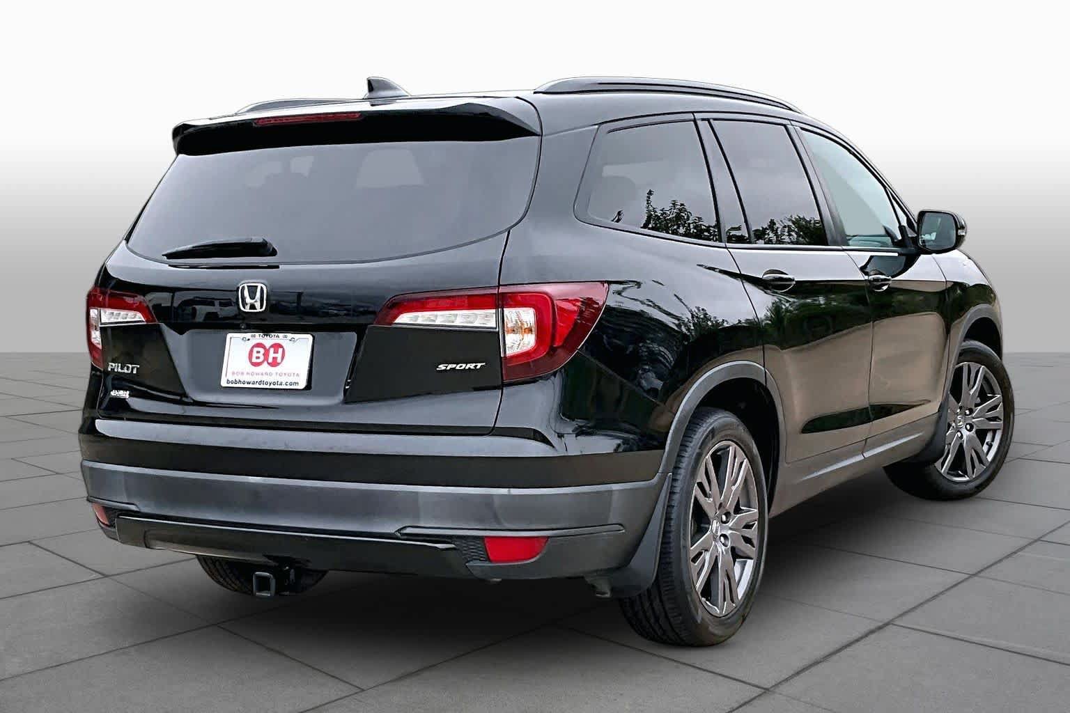Used 2022 Honda Pilot Sport image 13
