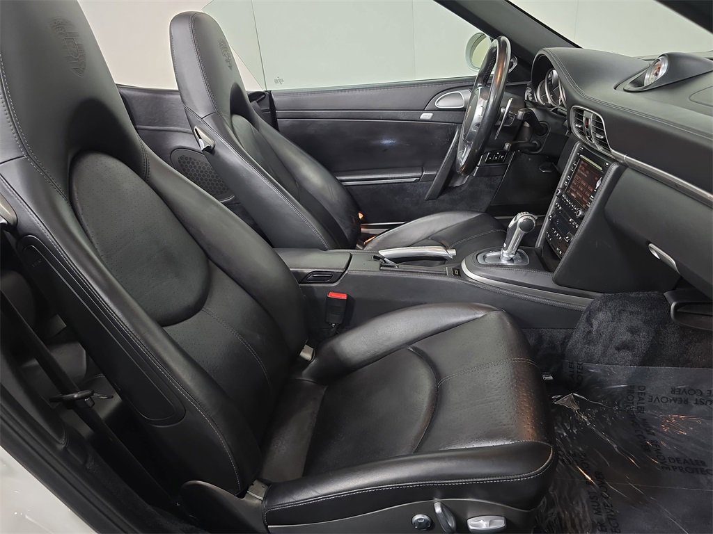 Used 2011 Porsche 911 Turbo S image 27