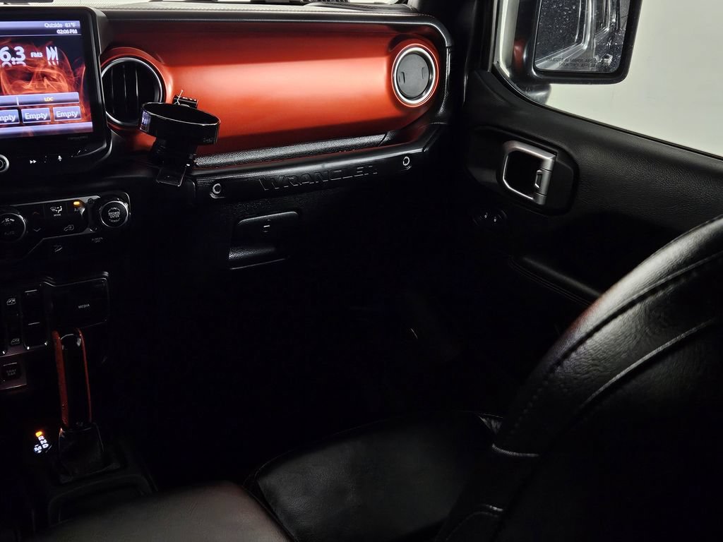 Used 2019 Jeep Wrangler Unlimited Rubicon AWD/4WD image 10