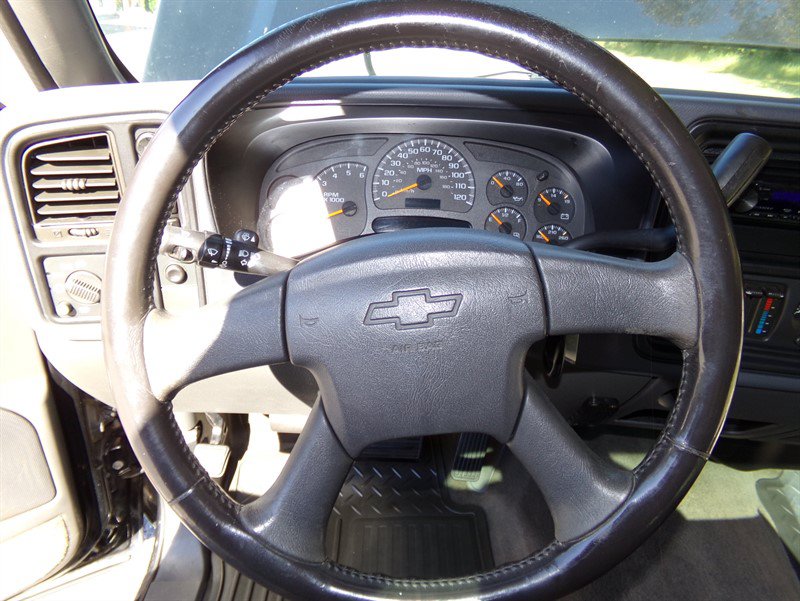 Used 2003 Chevrolet Silverado 1500 LS w/ Suspension Package, Off-Road AWD/4WD image 27