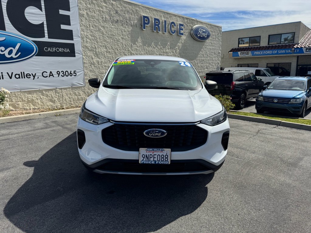 Used 2024 Ford Escape Active image 2