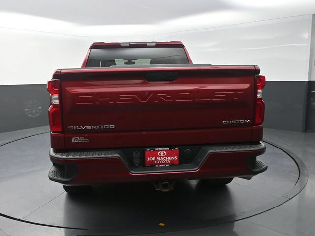 Used 2020 Chevrolet Silverado 1500 Custom w/ Custom Value Package AWD/4WD image 7