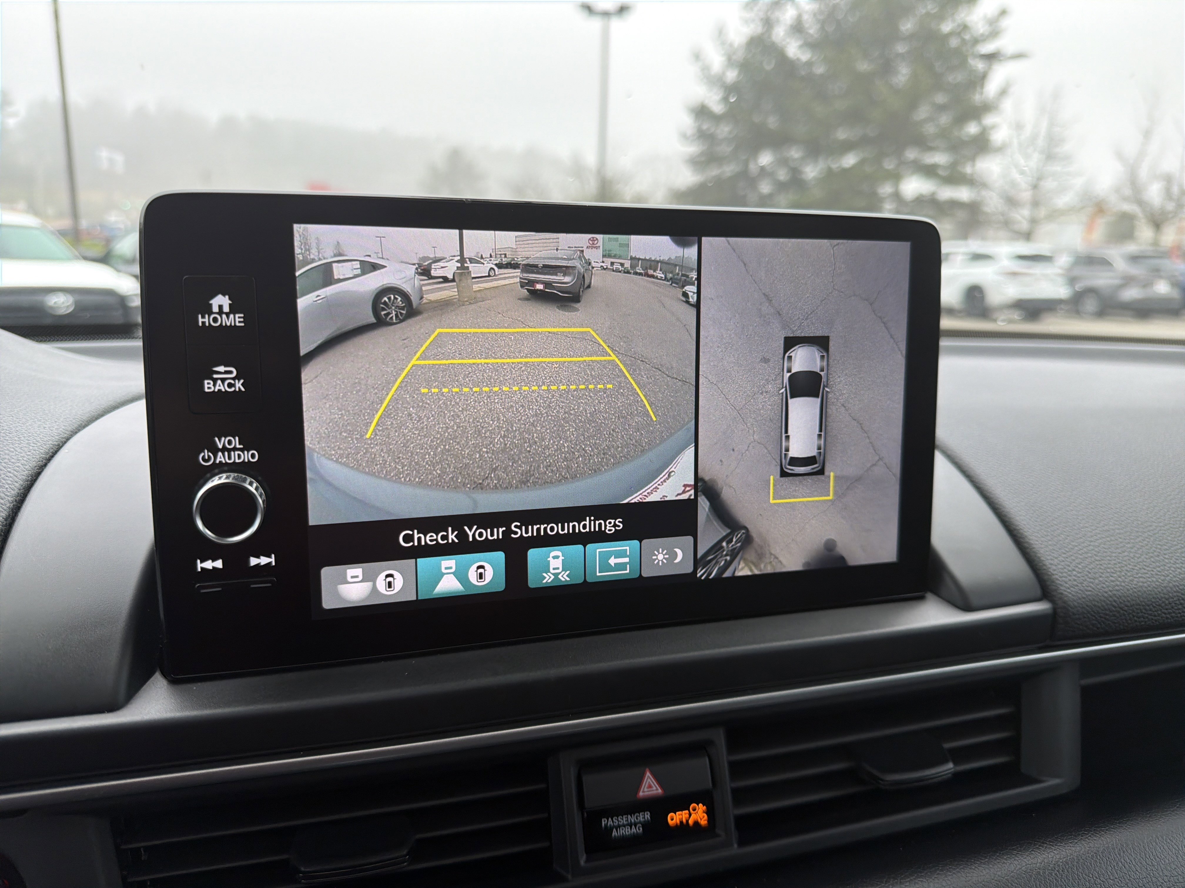 Used 2025 Honda Pilot Black Edition image 8