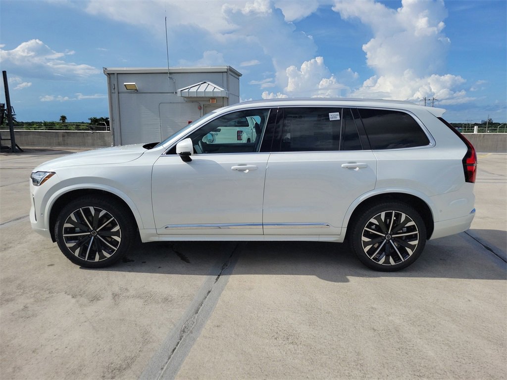 New 2026 Volvo XC90 B6 Plus w/ Protection Package Premier image 4