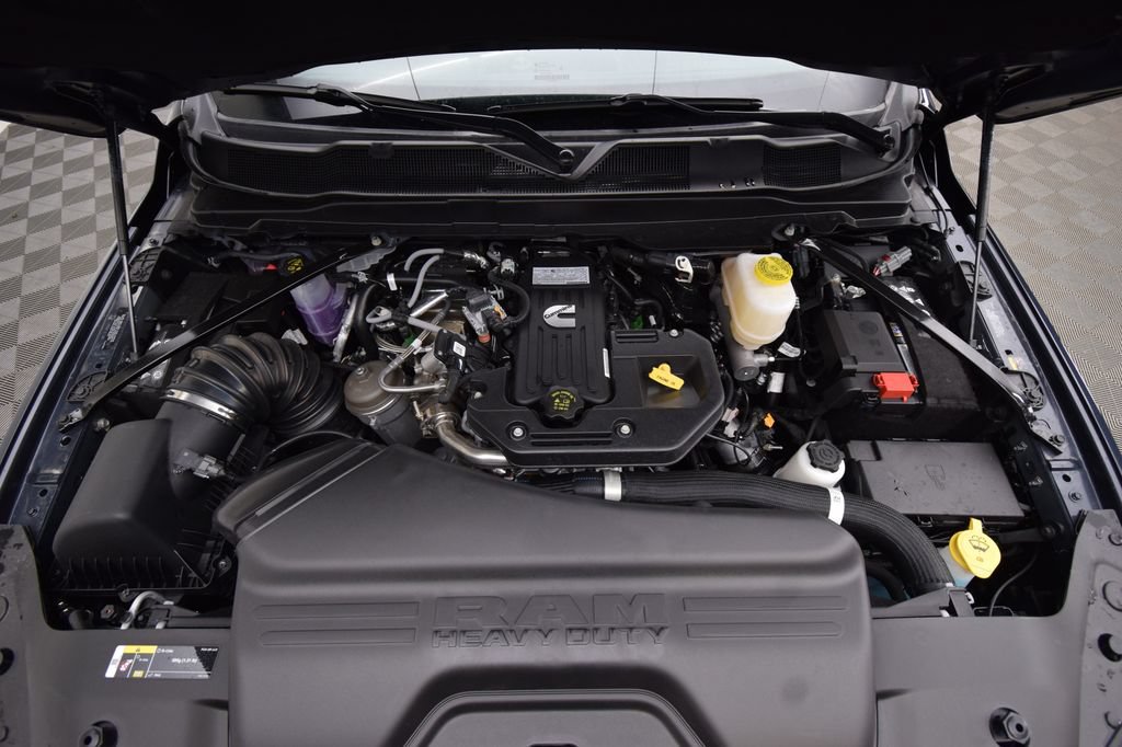 New 2026 RAM 5500 Tradesman AWD/4WD image 31