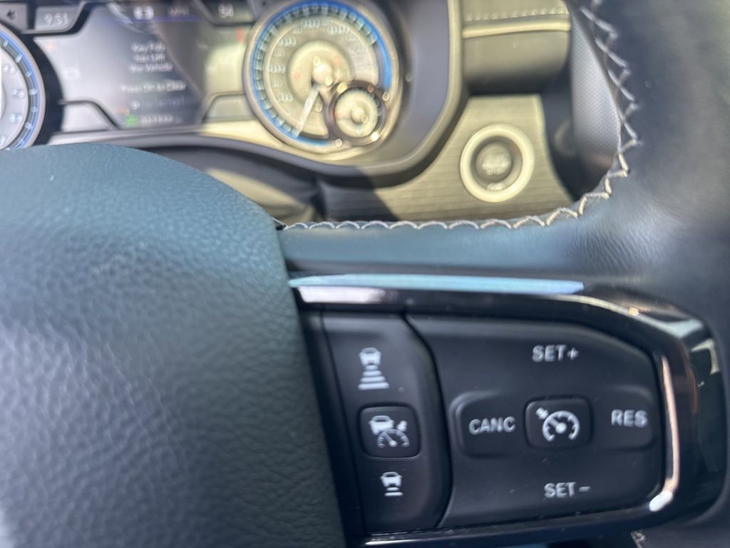 Used 2022 RAM 1500 Limited image 15