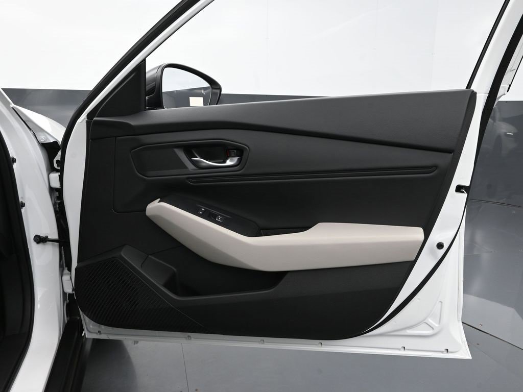 New 2025 Honda Accord SE image 38