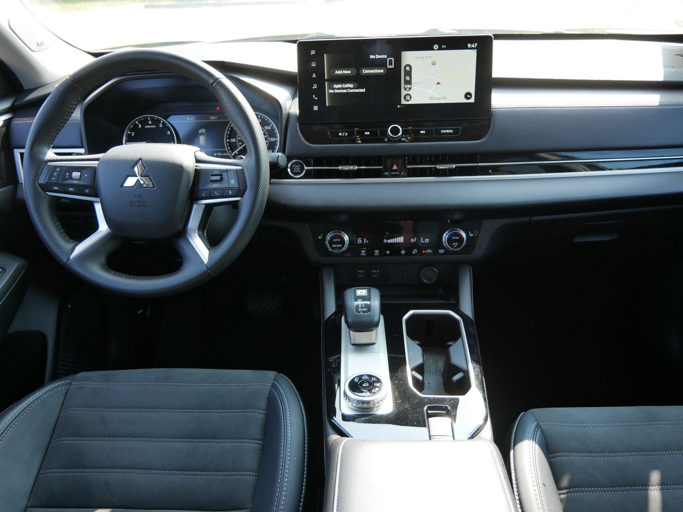 Used 2025 Mitsubishi Outlander SE AWD/4WD image 10