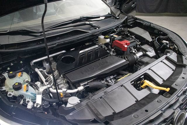 Used 2023 Nissan Rogue SV image 27