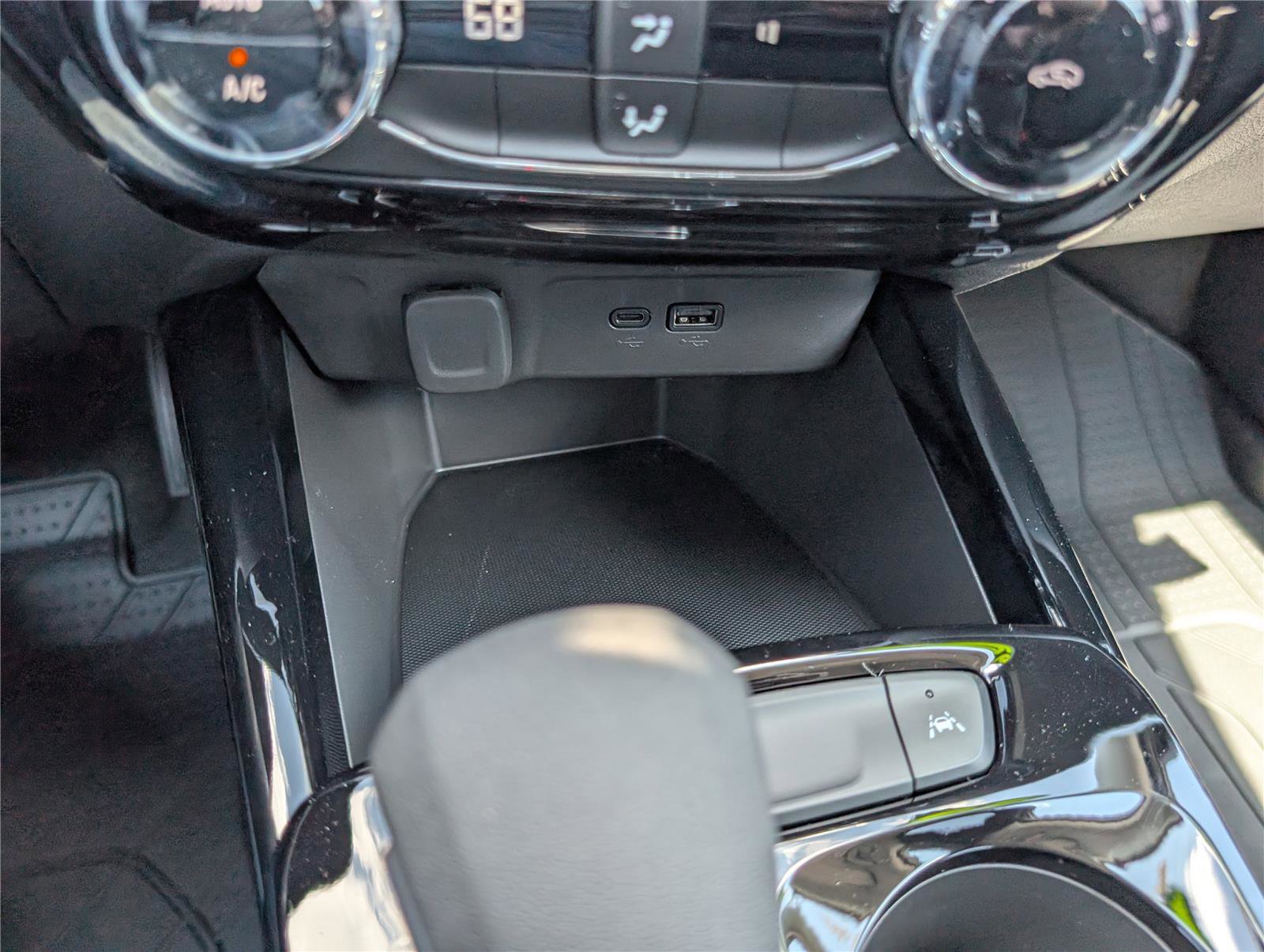 New 2026 Chevrolet Trax LT FWD image 21