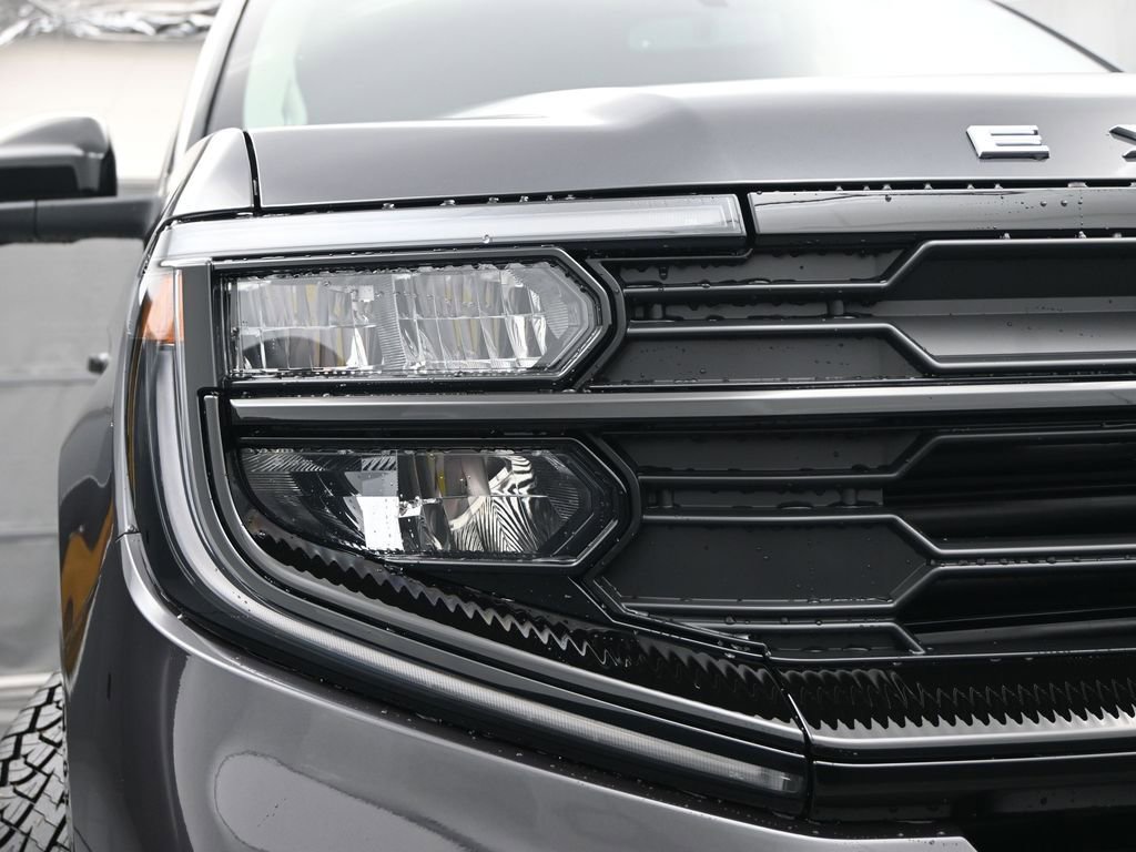 New 2025 Ford Expedition Active image 11